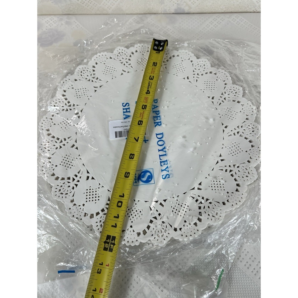 300 pcs 12" INCH WHITE PAPER Round Doilies LACY‎ ROUND - Picture 3 of 5